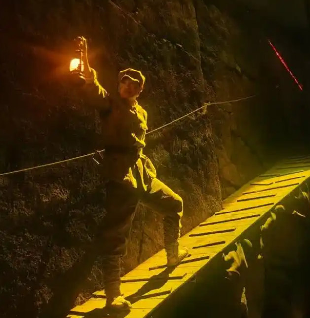 主題體驗館1:1制作數字沙盤模型還原了貴州地貌